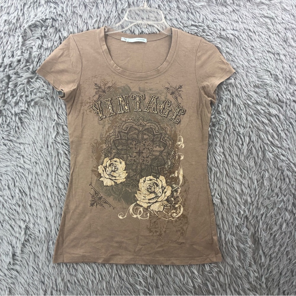 Maurices Tshirt Womens Small Vintage Roses Embellished Short Sleeve Shirt